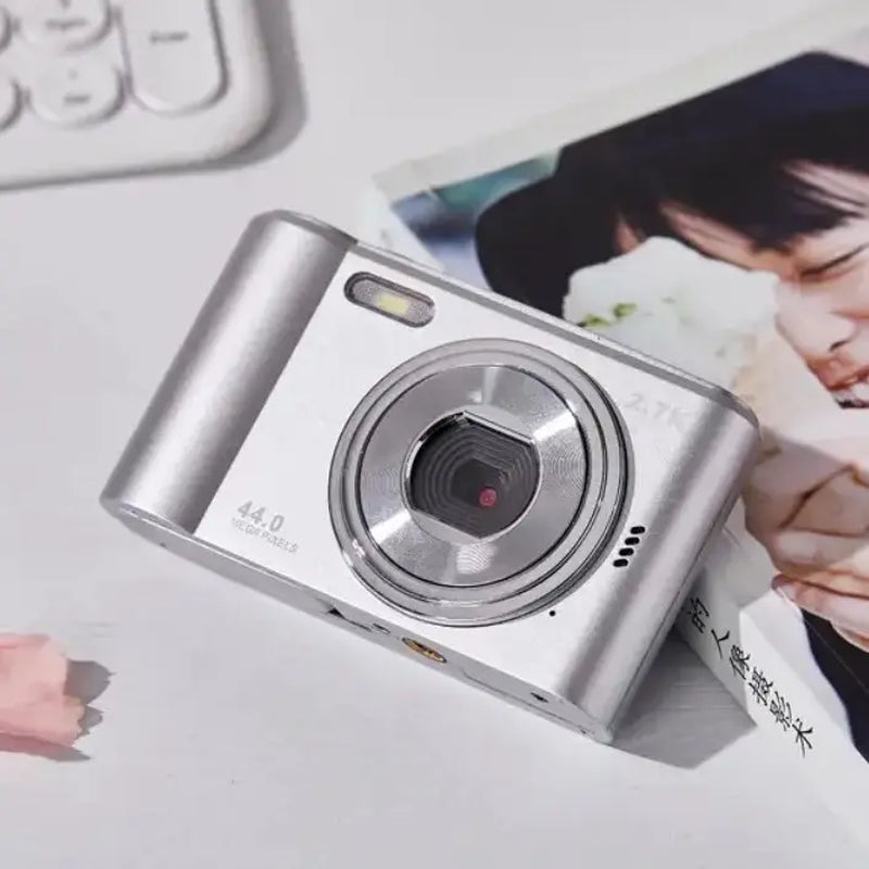 Retro 8X Optical Zoom Digital Photo/Video Camera 1080P 44MP